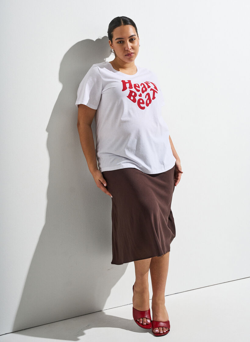 Swobodny look z pazurem, , Model
