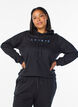 Bluza z kapturem i nadrukiem, Czarne, Model image number 0