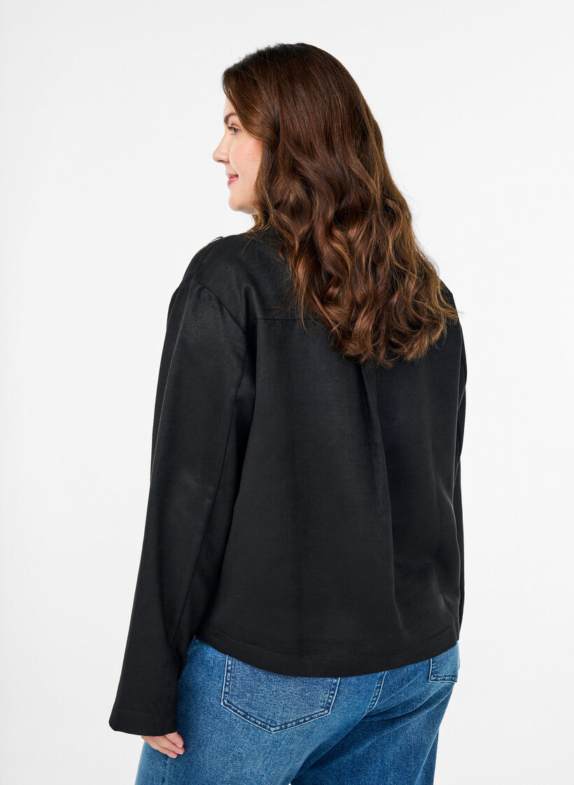 Krótka kurtka ze sztucznego zamszu z kieszeniami, Czarne, Model image number 2