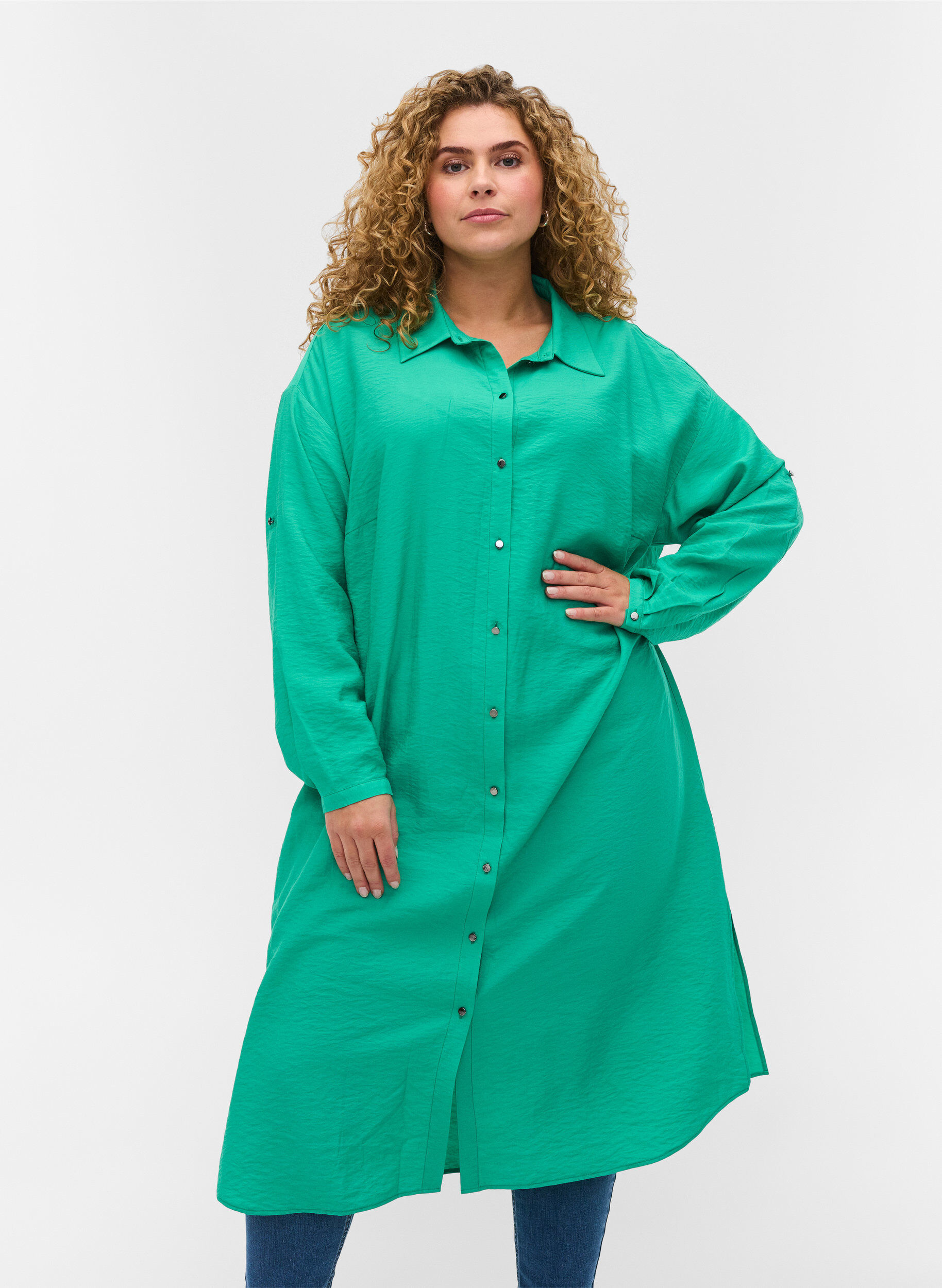 Zizzi Long viscose shirt with slits, Mint, Model image number 0