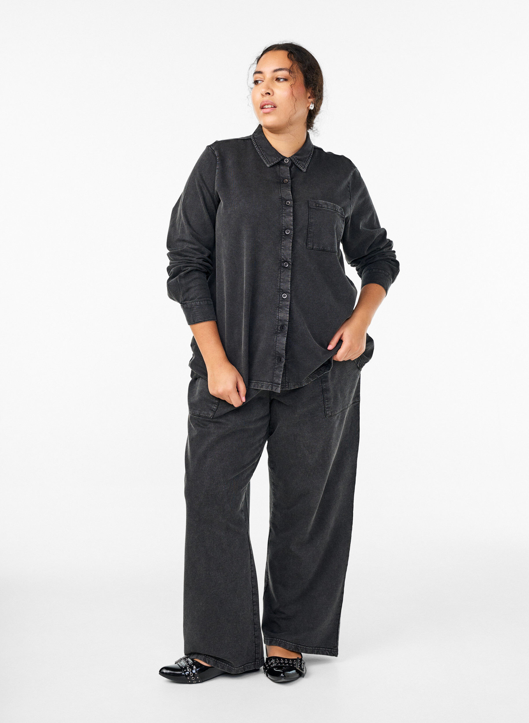 Zizzi Koszula wykonana z tkaniny dresowej z efektem prania, Ciemnoszary, Model image number 1