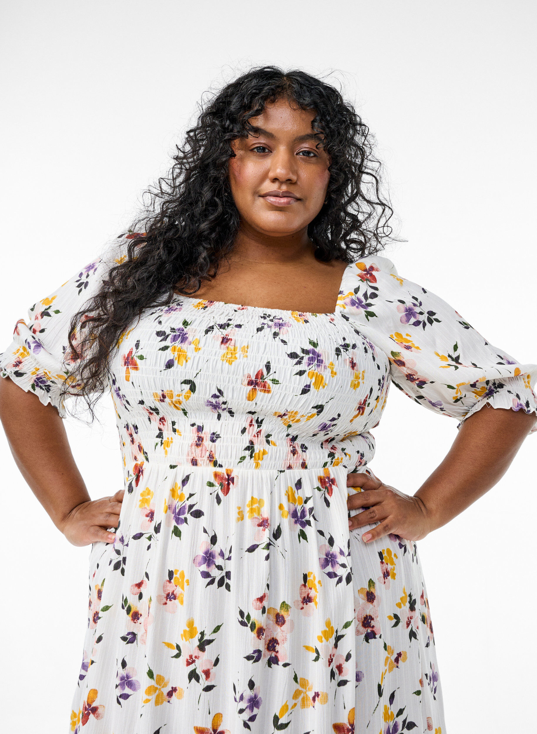 Zizzi Letnia sukienka z wiskozy z nadrukiem paisley, Biały, Model image number 2