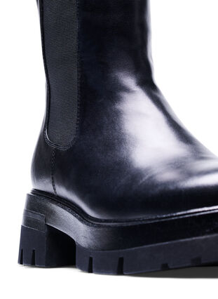 Szerokie skórzane buty z gumka, Black, Packshot image number 2