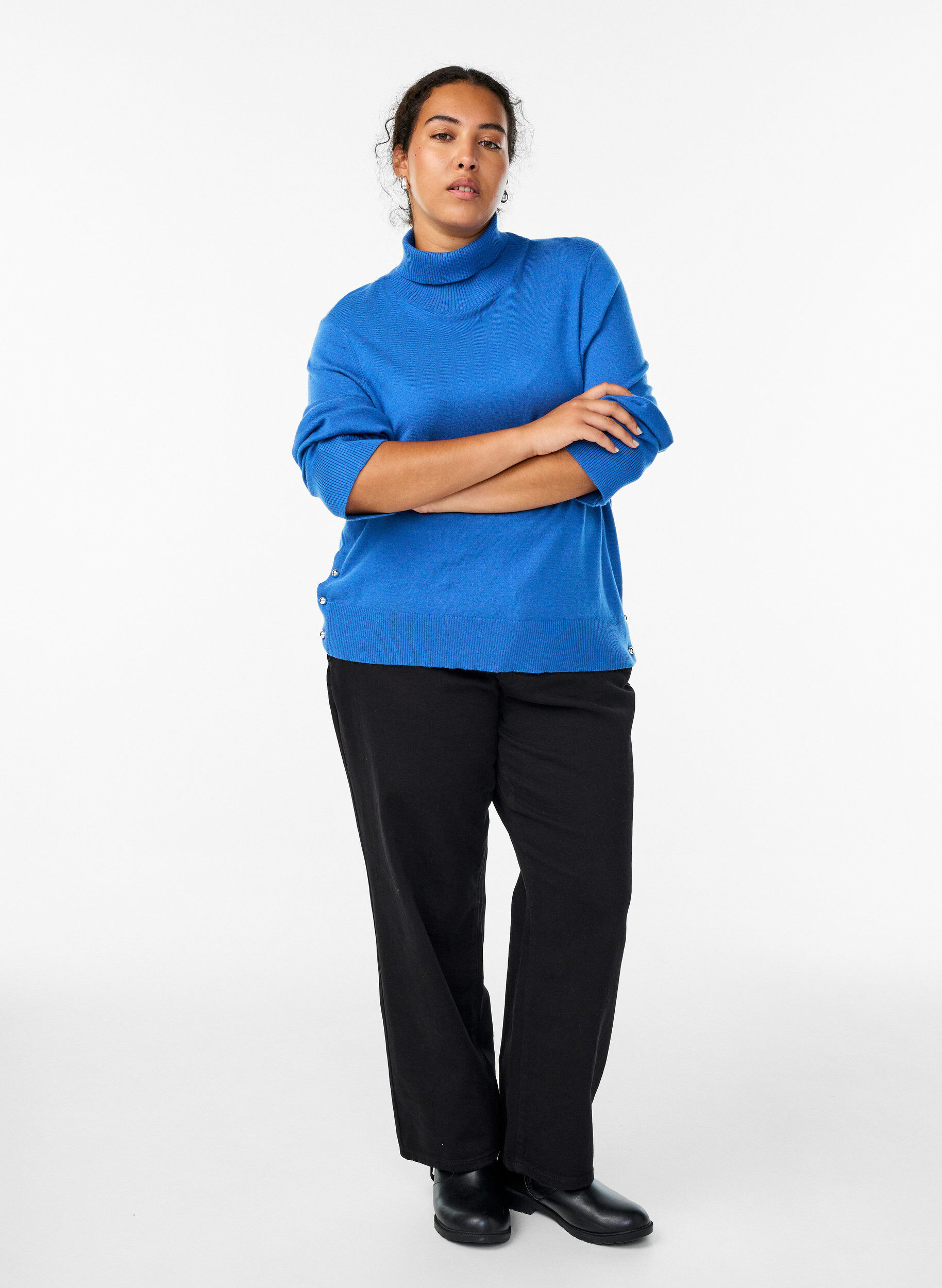 Zizzi Bluzka dzianinowa z golfem i guzikami po bokach, Niebieskie, Model image number 1