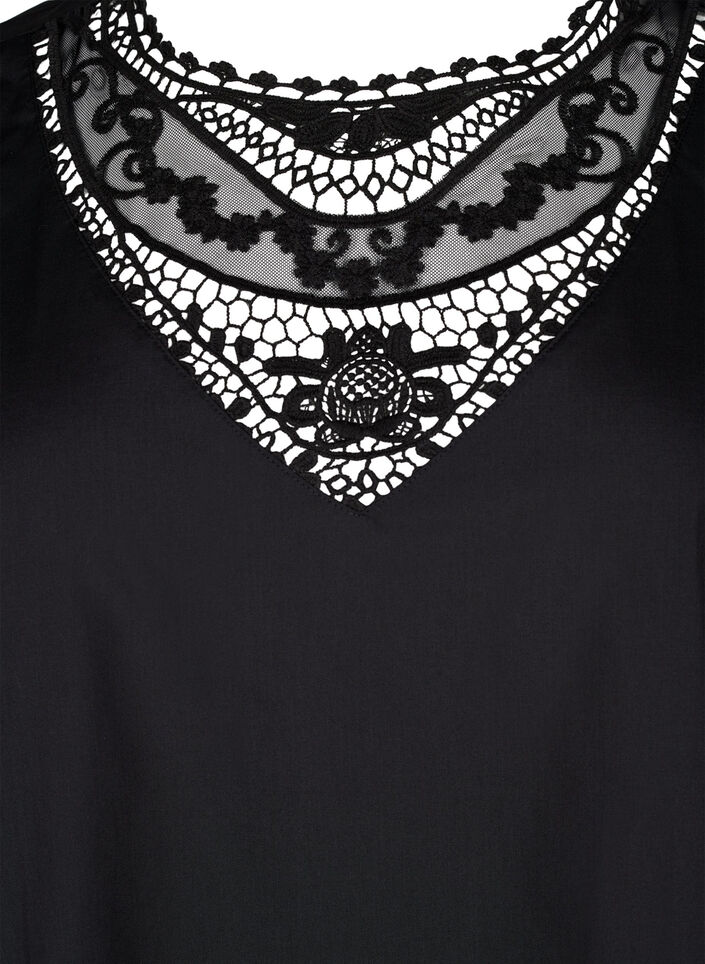Bluzka z krótkim rekawem i koronkowym detalem, Black, Packshot image number 2