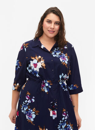 Flash - Koszulowa sukienka z kwiatowym nadrukiem, Big Blue Flower, Model image number 2