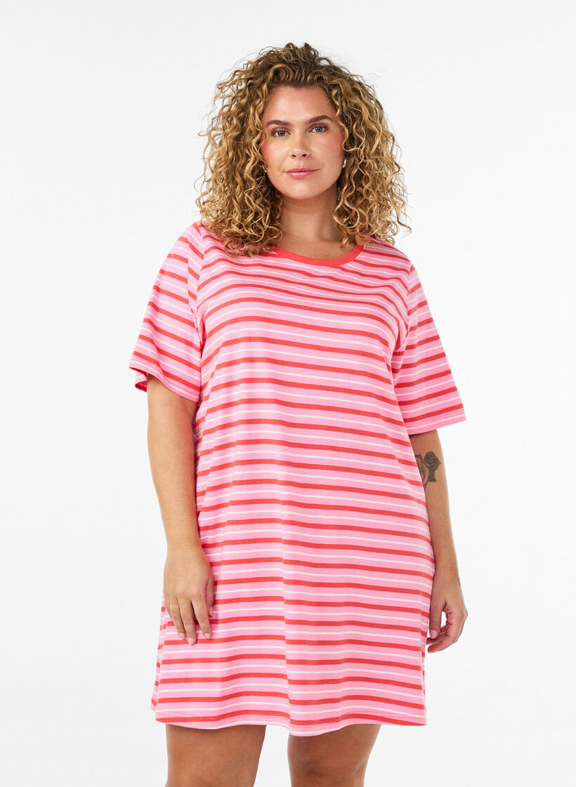 Dluga koszulka oversize w paski z bawelny organicznej, R&oacute;żowy, Model image number 0