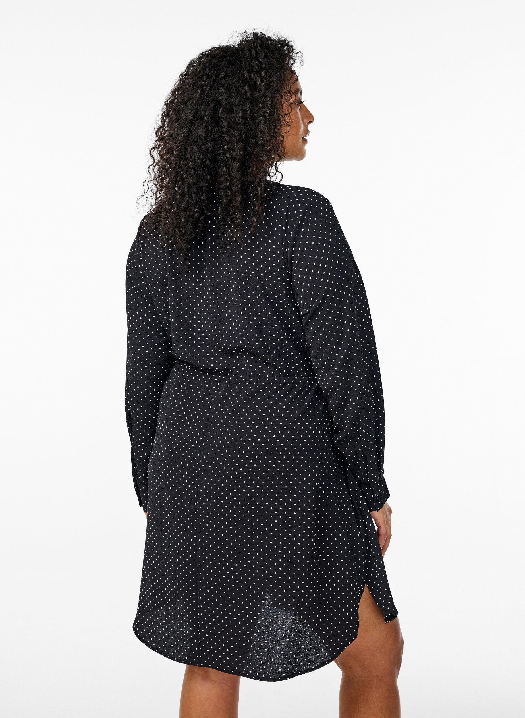 Zizzi Sukienka do kolan z wiazanym paskiem, Czarne, Model image number 2