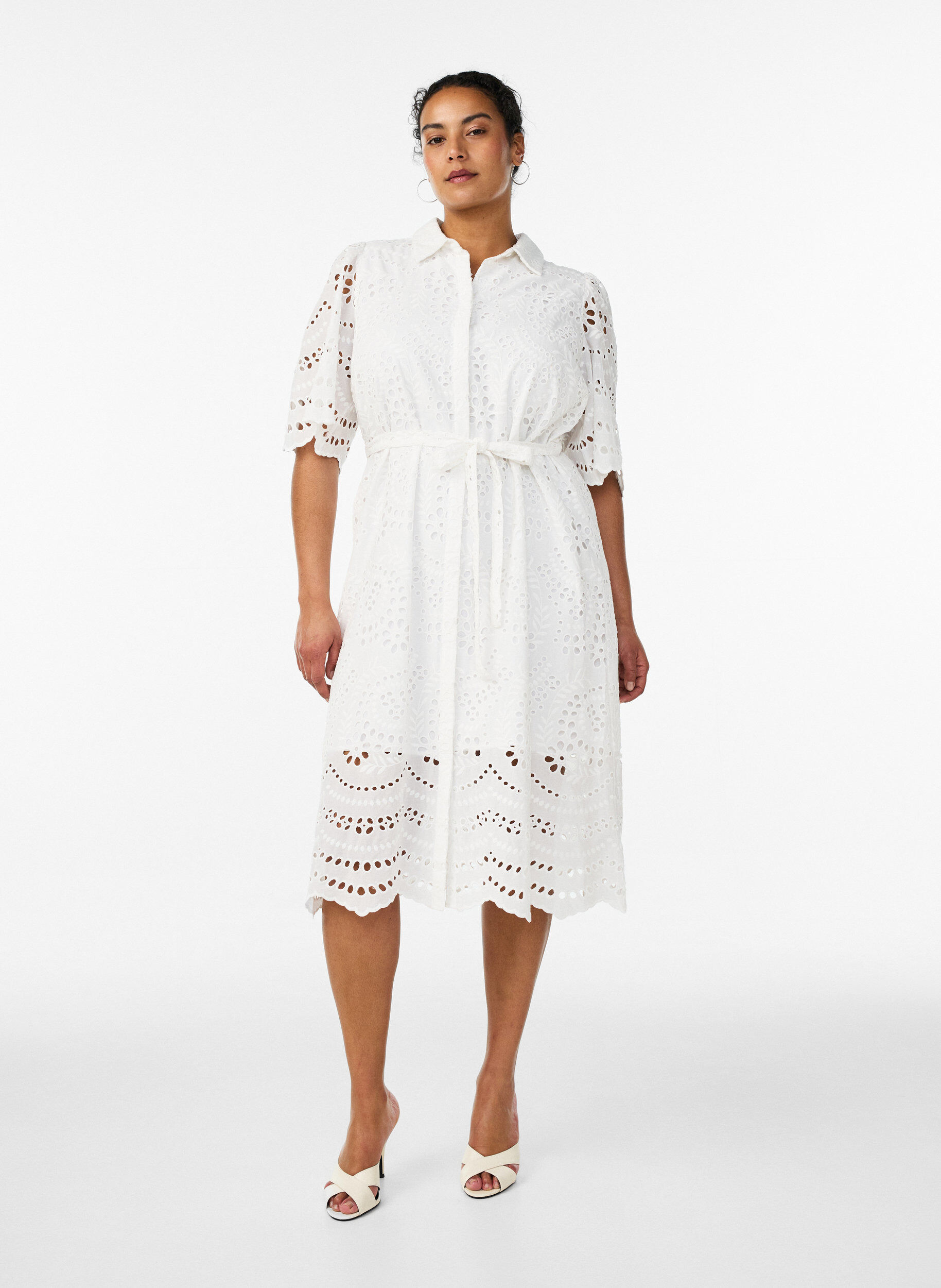 ZizziSukienka-koszulka w stylu broderie anglaise z pasem do wiazania, Biały, Model image number 1
