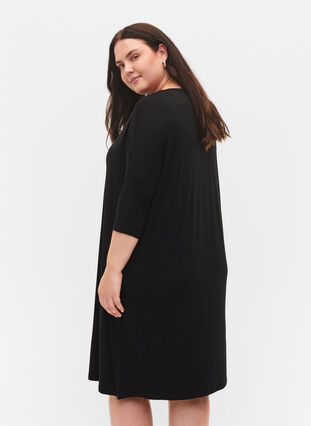 Dzersejowa sukienka z wiskozy z rekawem 3/4, Black, Model image number 1