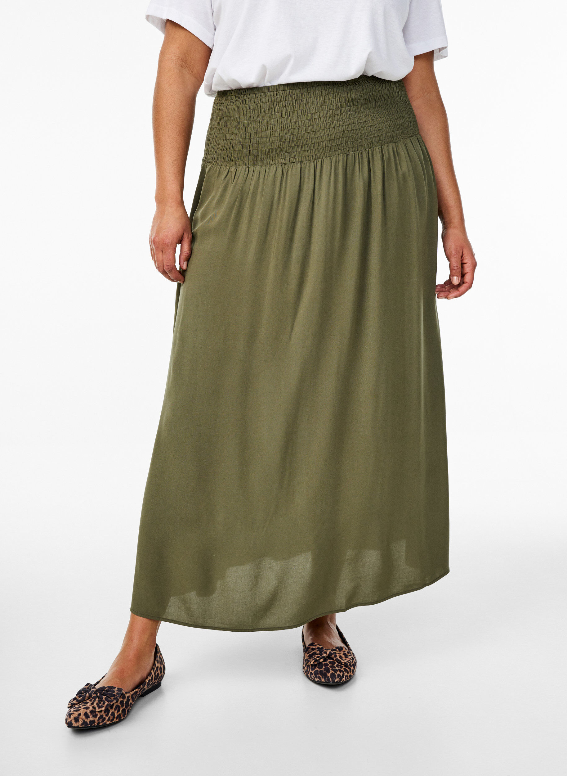ZizziSp&oacute;dnica maxi z wiskozy z marszczeniem, Zielony, Model image number 2