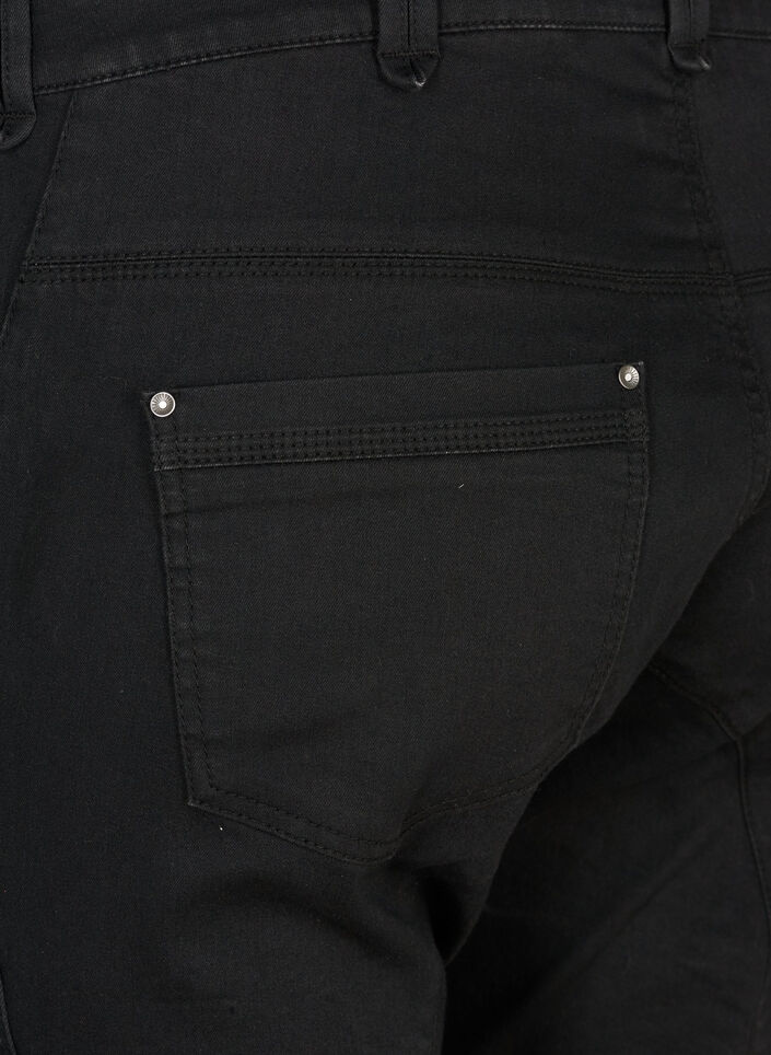 Jeansy capri o dopasowanym kroju z kieszeniami, Czarne, Packshot image number 3