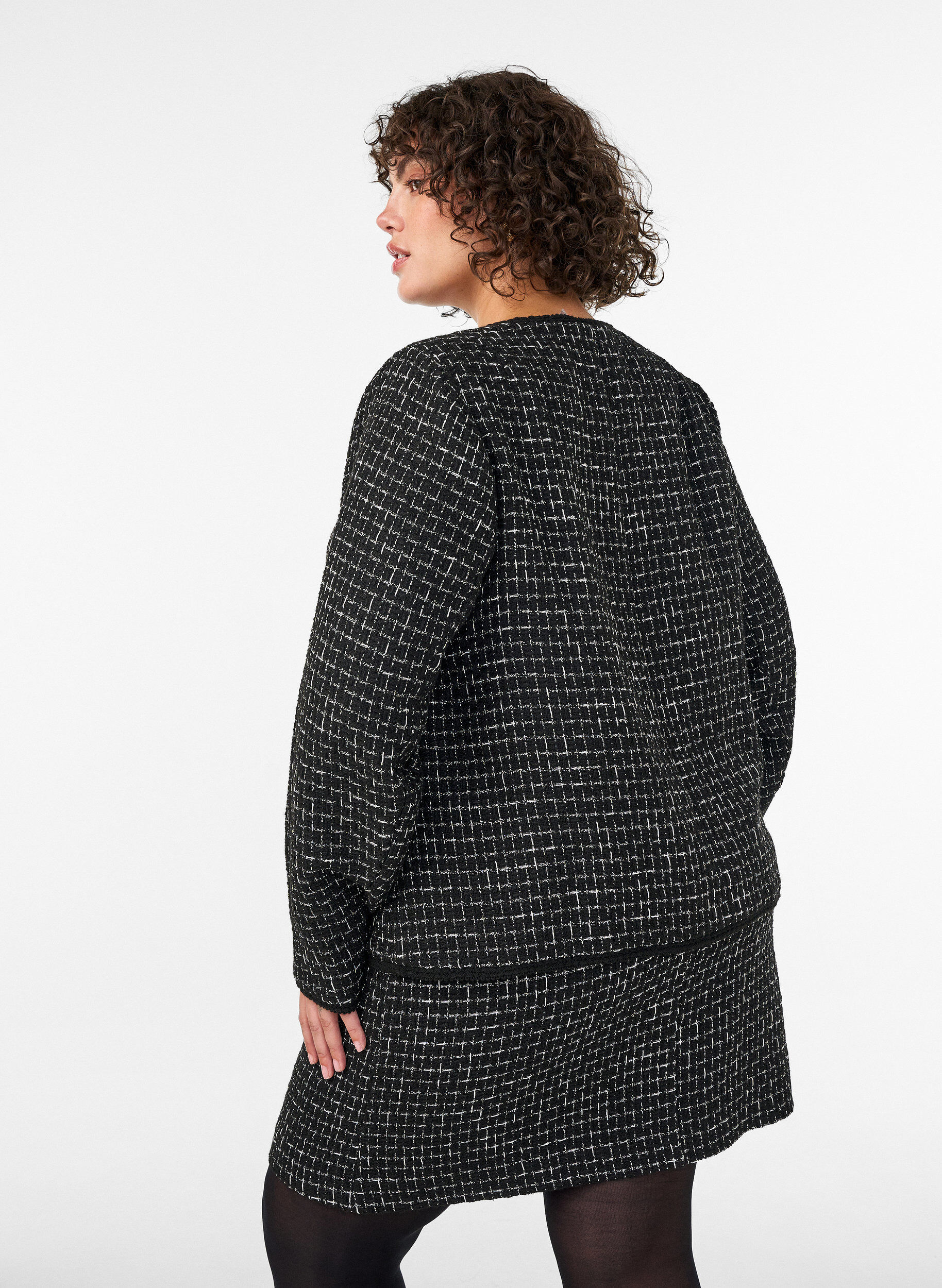 ZizziKurtka z boucle ze zlotymi guziki, Czarne, Model image number 2