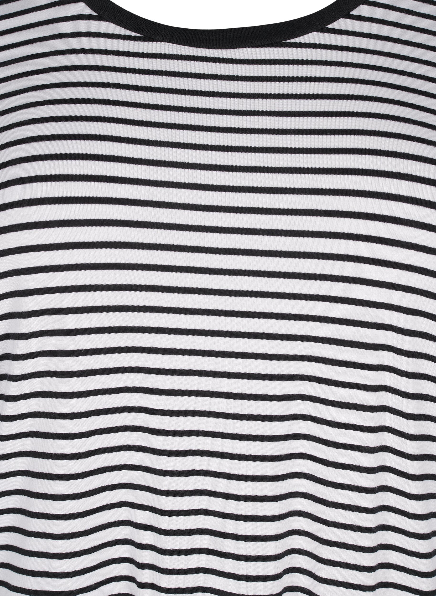 Zizzi T-shirt w paski z lyocellu z okraglym dekoltem, Czarne, Packshot image number 2
