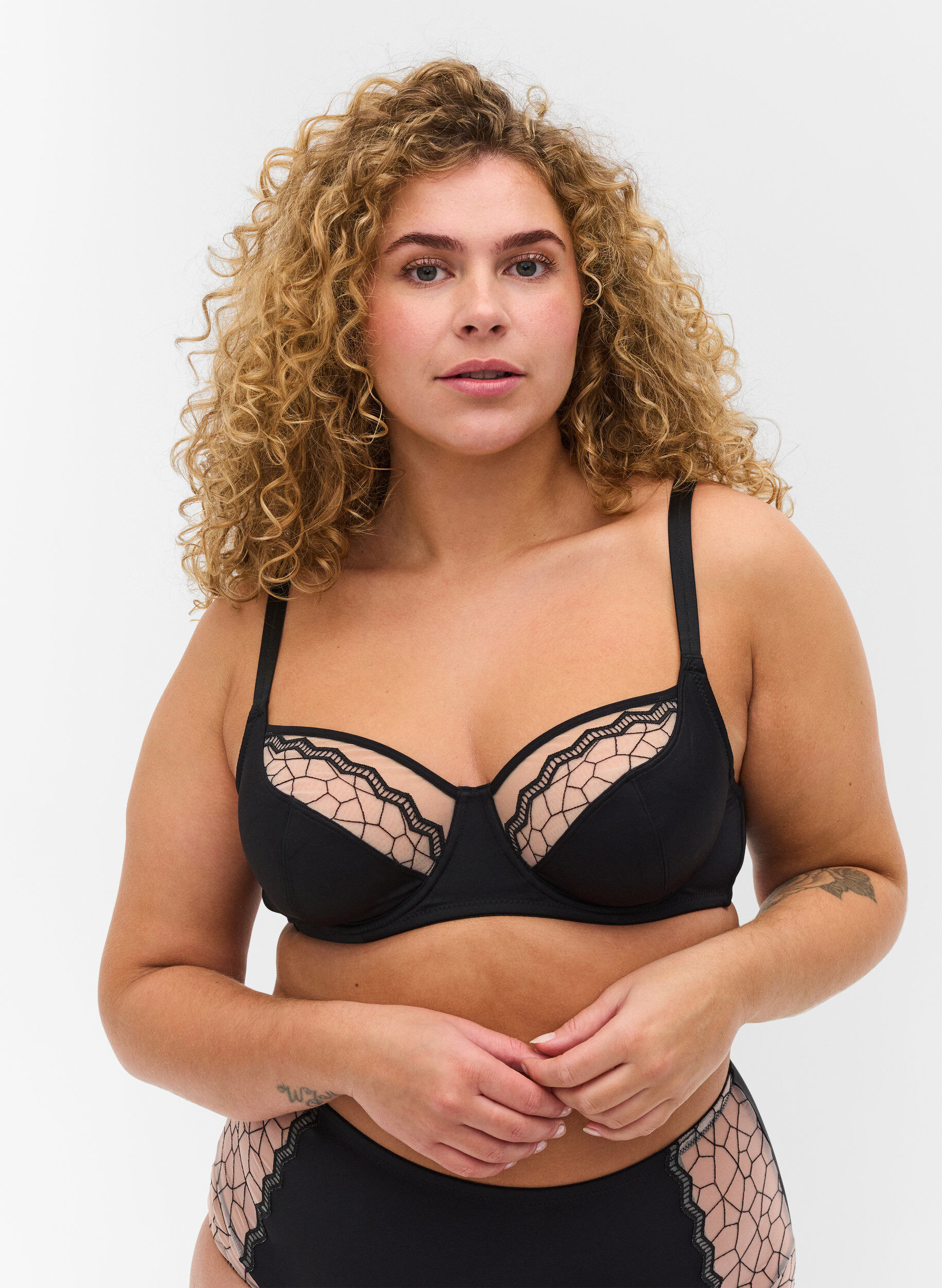 Zizzi Patterned underwire bra, Black, Model image number 0