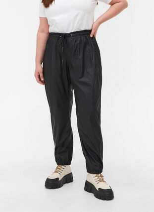 Spodnie przeciwdeszczowe z klejonymi szwami, Black, Model image number 3