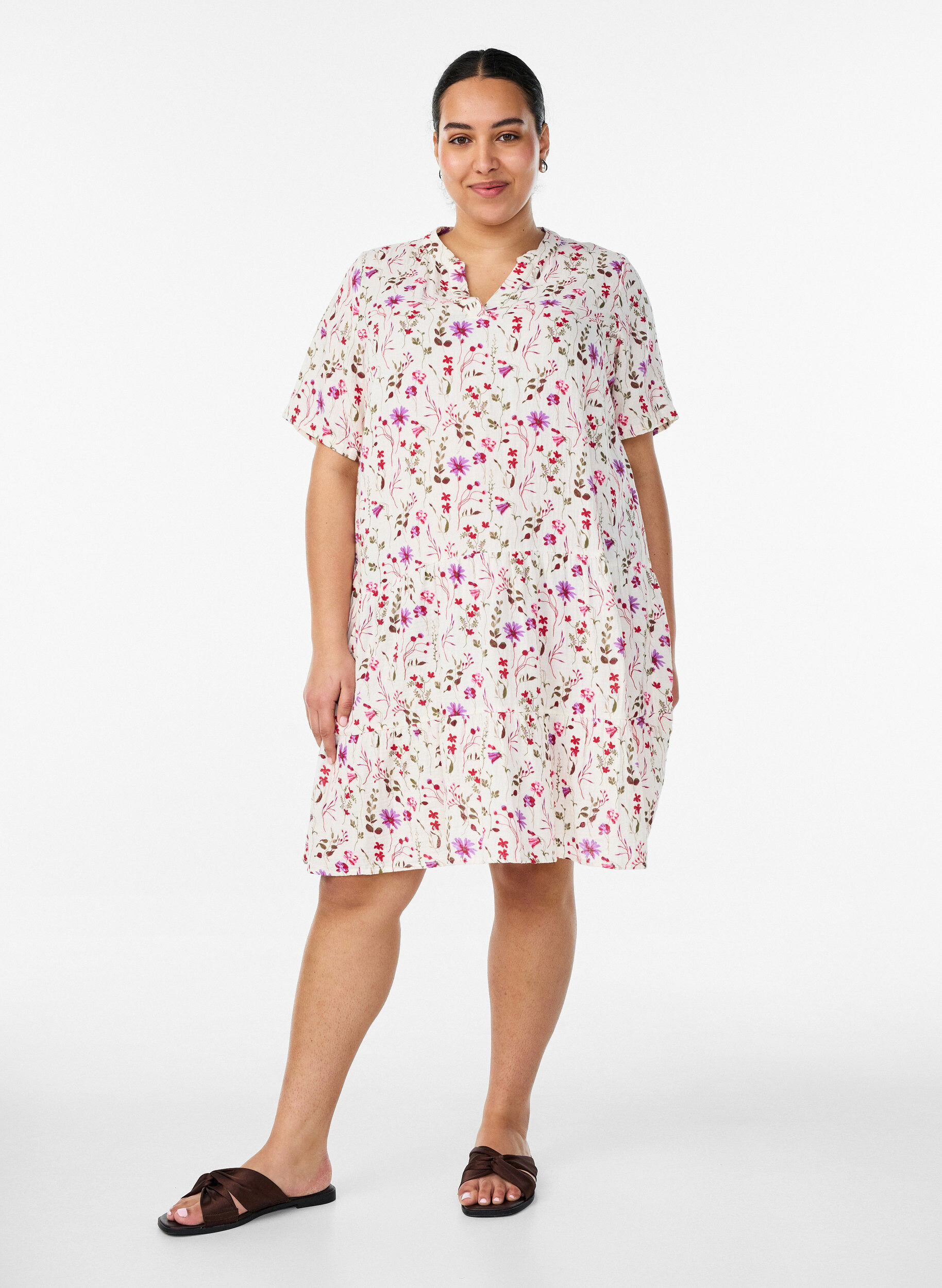 ZizziKr&oacute;tka sukienka o linii A z bawelnianego muslinu, Beżowy, Model image number 1