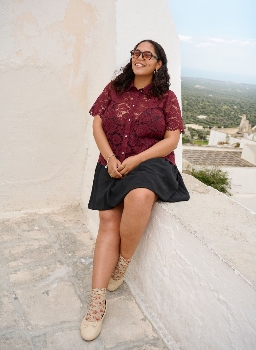 Kr&oacute;tka sp&oacute;dniczka balonowa z&nbsp;elastycznym paskiem w&nbsp;talii, Czarne, Image image number 0