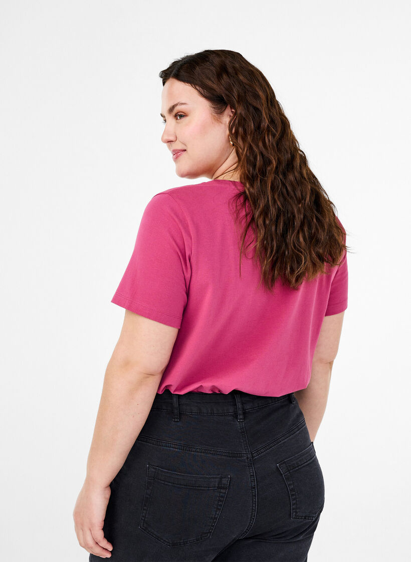 Bawelniana koszulka w jednolitym kolorze, Czerwony, Model image number 2