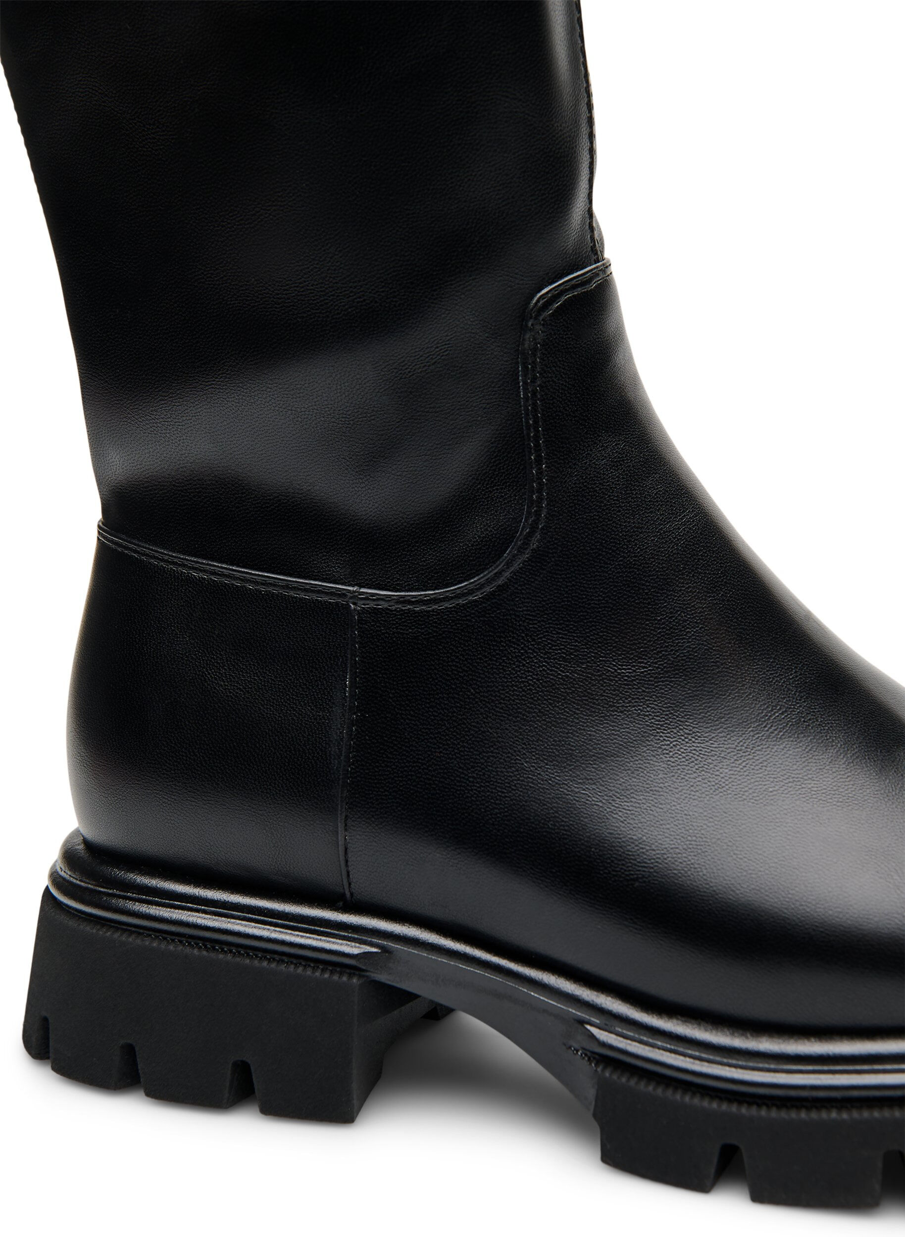 ZizziDlugie buty ze sztucznej sk&oacute;ry z grubego podeszwa, Czarne, Packshot image number 2