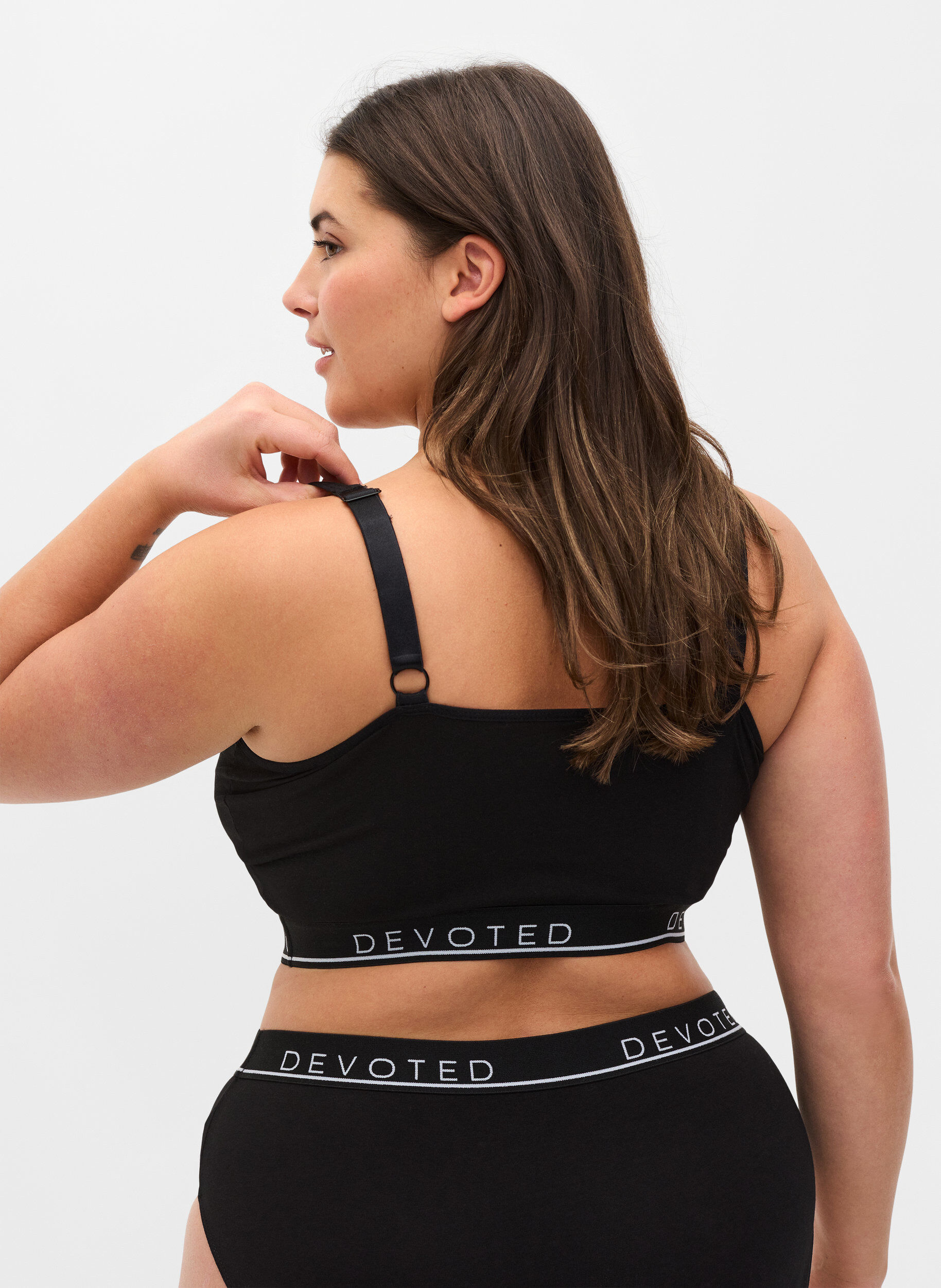 Zizzi Bawelniany biustonosz z regulowanymi ramiaczkami, Czarne, Model image number 1