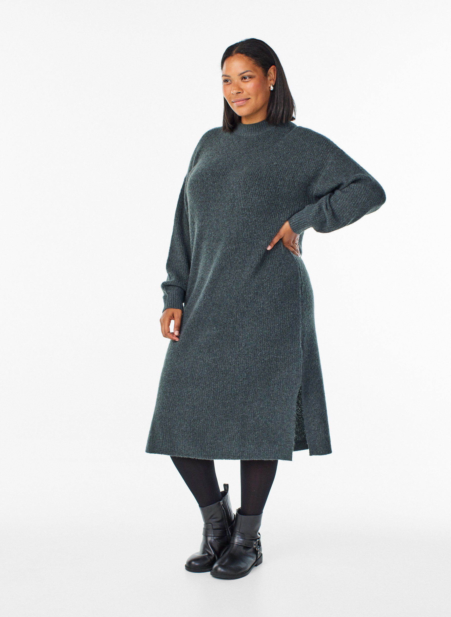 Dluga dzianinowa sukienka z wysokim dekoltem, Zielony, Model