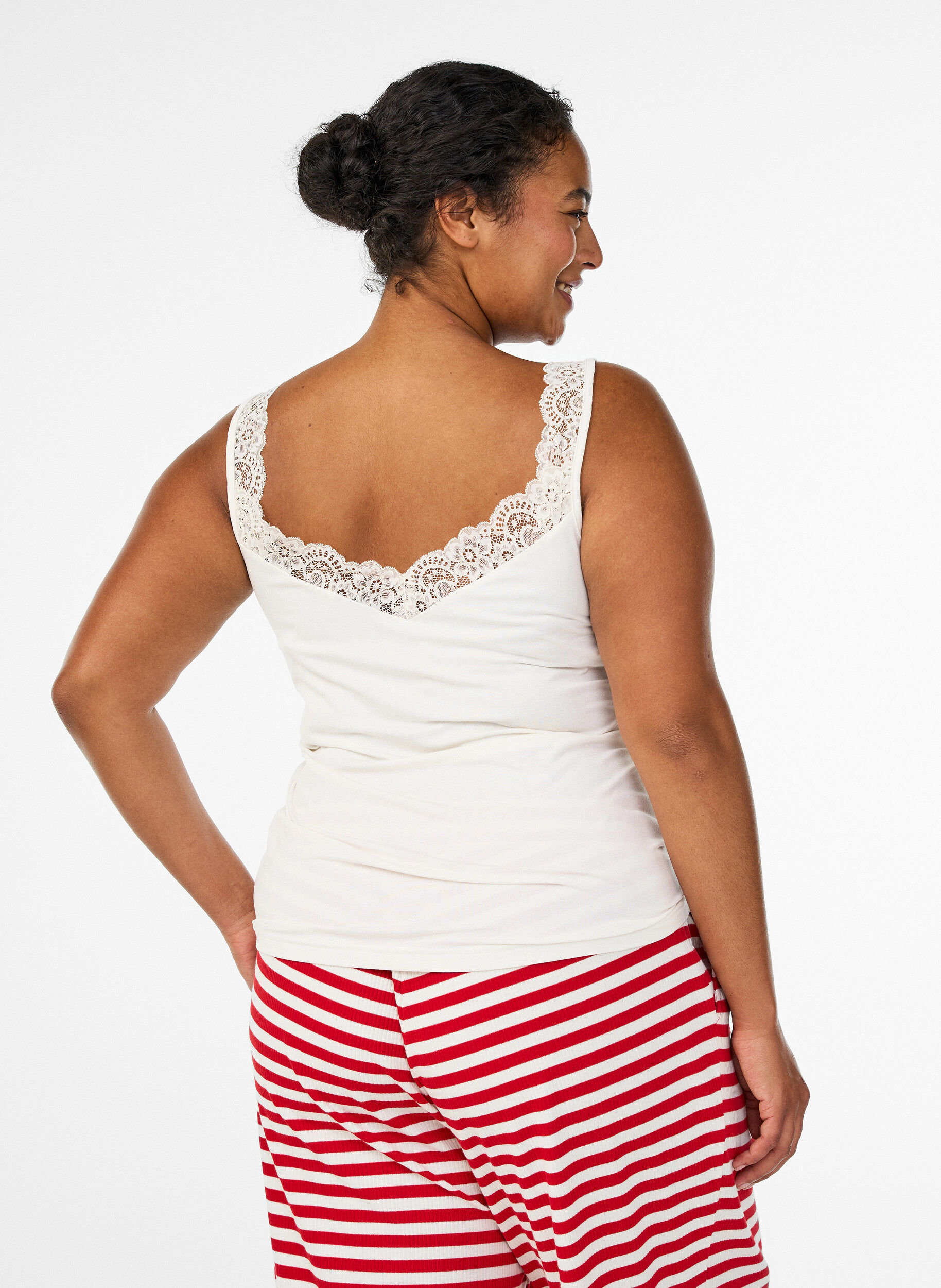 ZizziWiskozowy top z koronkowym brzegiem, Biały, Model image number 2