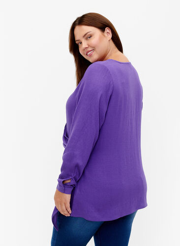 Bluzka z wiskozy w stylu kopertowym z dlugim rekawem, Prism Violet, Model image number 1