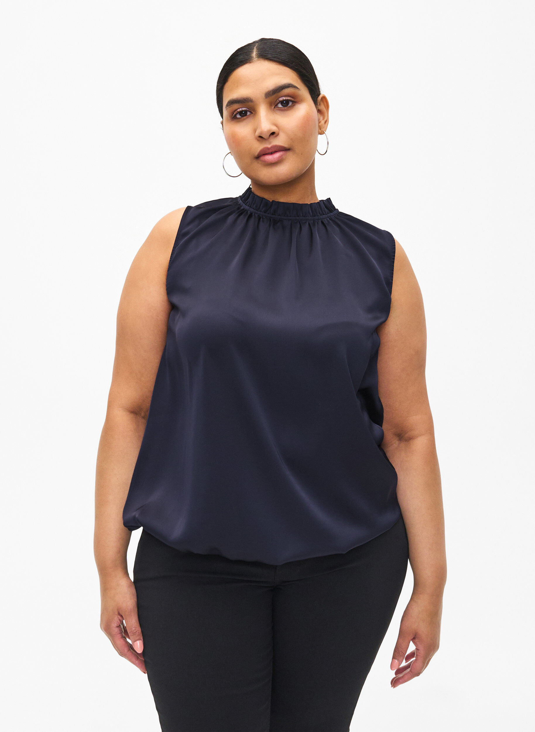 Zizzi Satynowy top z odkrytymi ramionami wiazany na szyi, Night Sky, Model image number 0