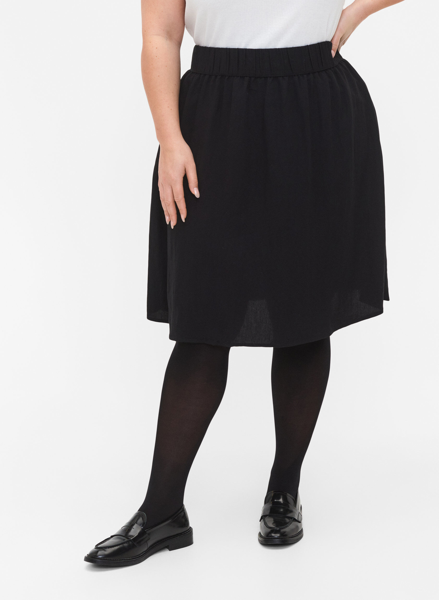 Zizzi Loose viscose skirt, Black, Model image number 3