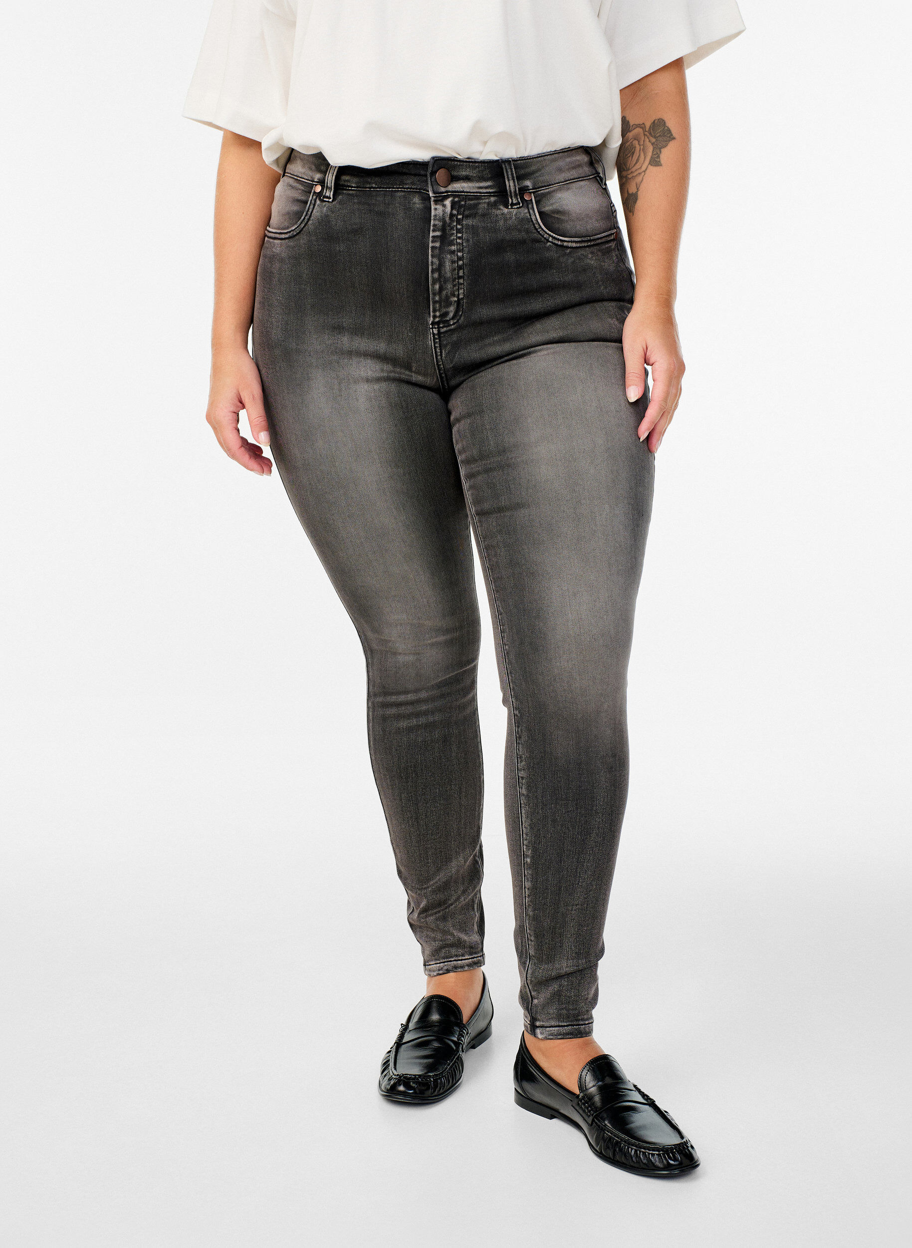 ZizziJeansy Amy super slim z wysokim stanem, Ciemnoszary, Model image number 2