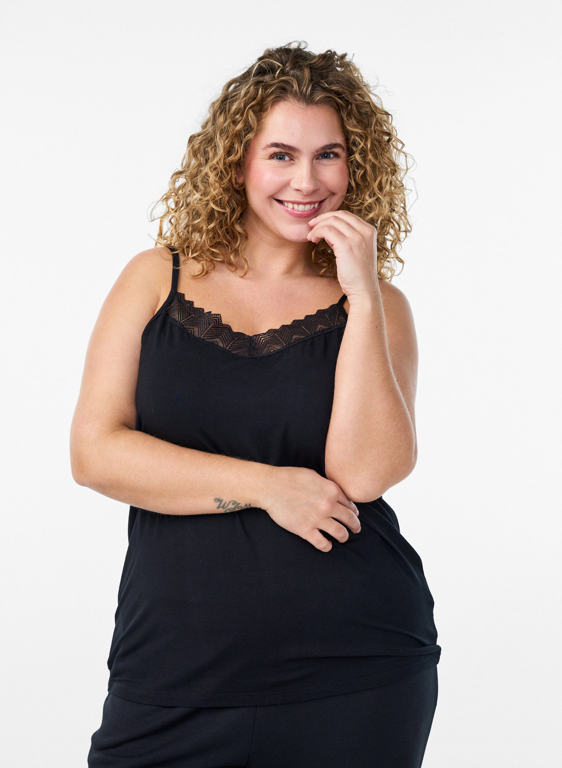 Zizzi Top z koronkowym detalem i ramiaczkami typu spaghetti, 0199, Model image number 0