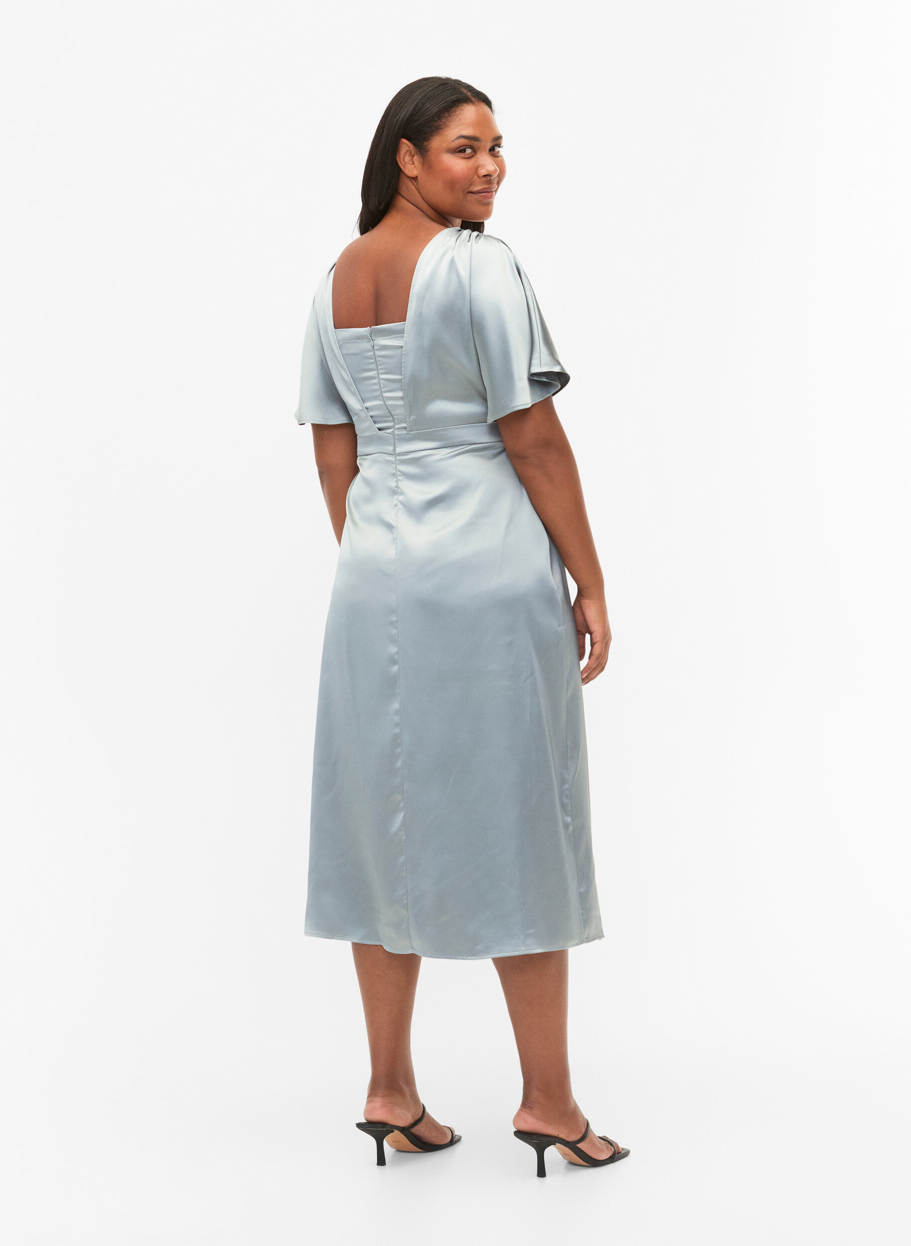 Zizzi Maxi dress with wrap and short sleeves, Silver Blue, Model image number 1