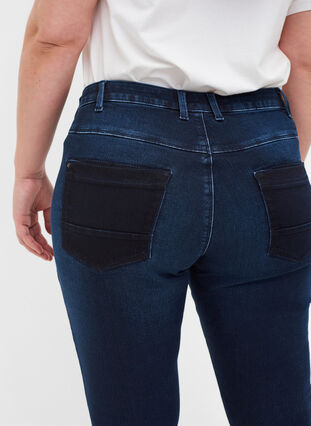 Bardzo obcisle jeansy Amy z wysokim stanem, Dark blue, Model image number 3