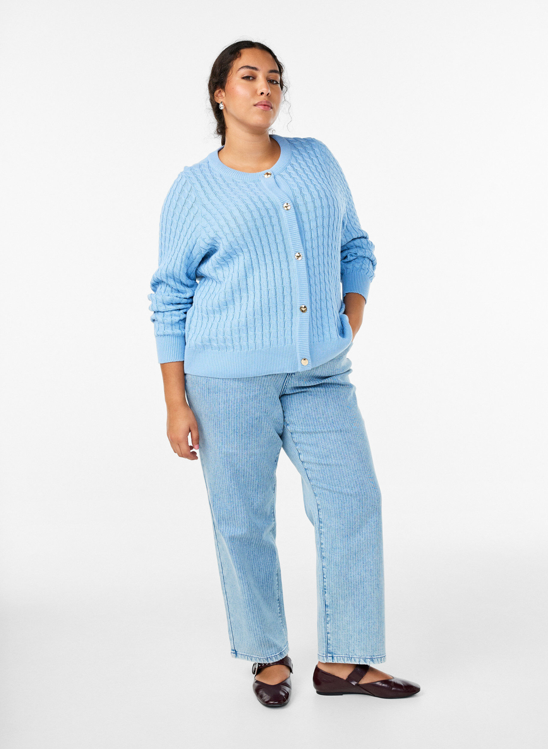 Zizzi Kardigan z warkoczowym splotem i zlotymi guzikami, Niebieskie, Model image number 1