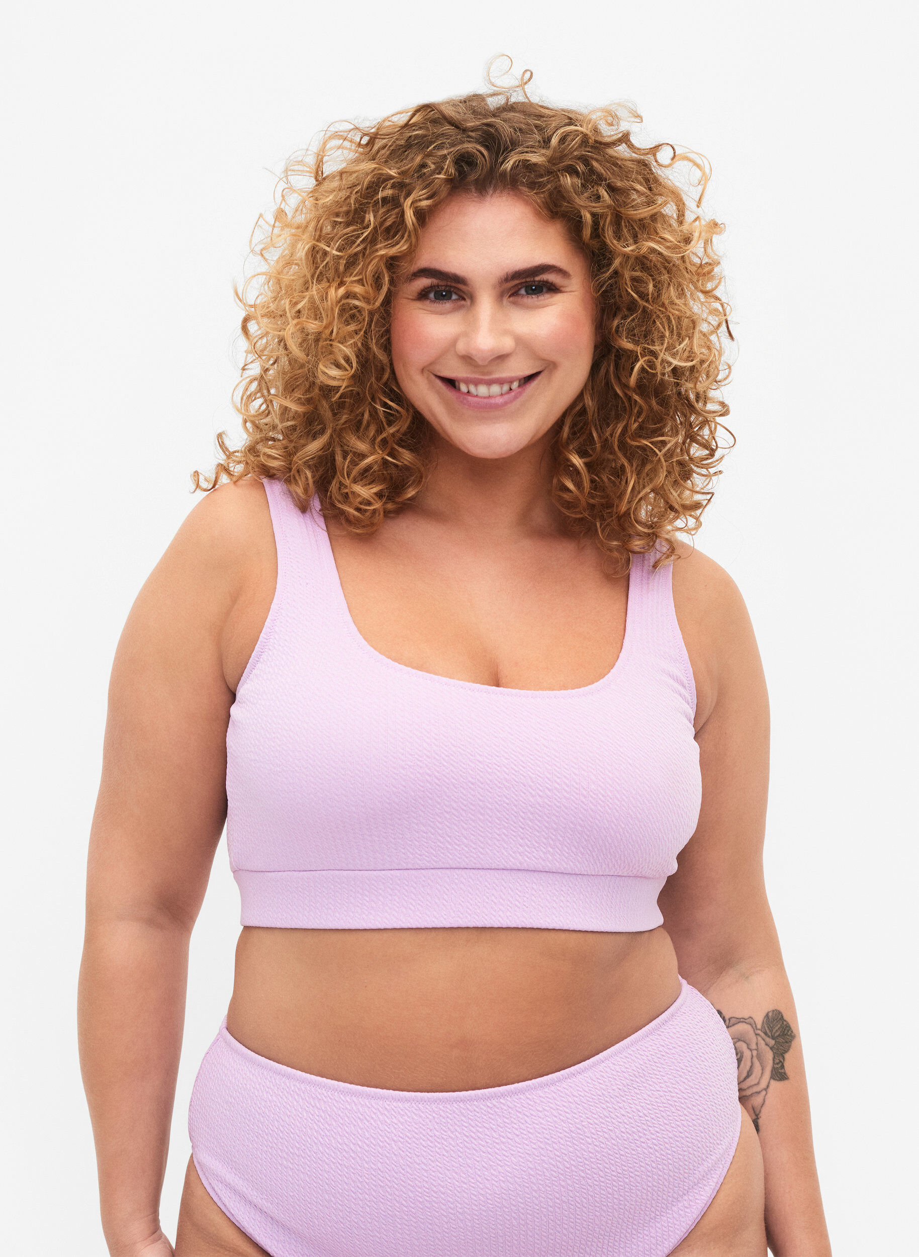 Zizzi G&oacute;ra od bikini z krepa, Orchid Bouquet, Model image number 0