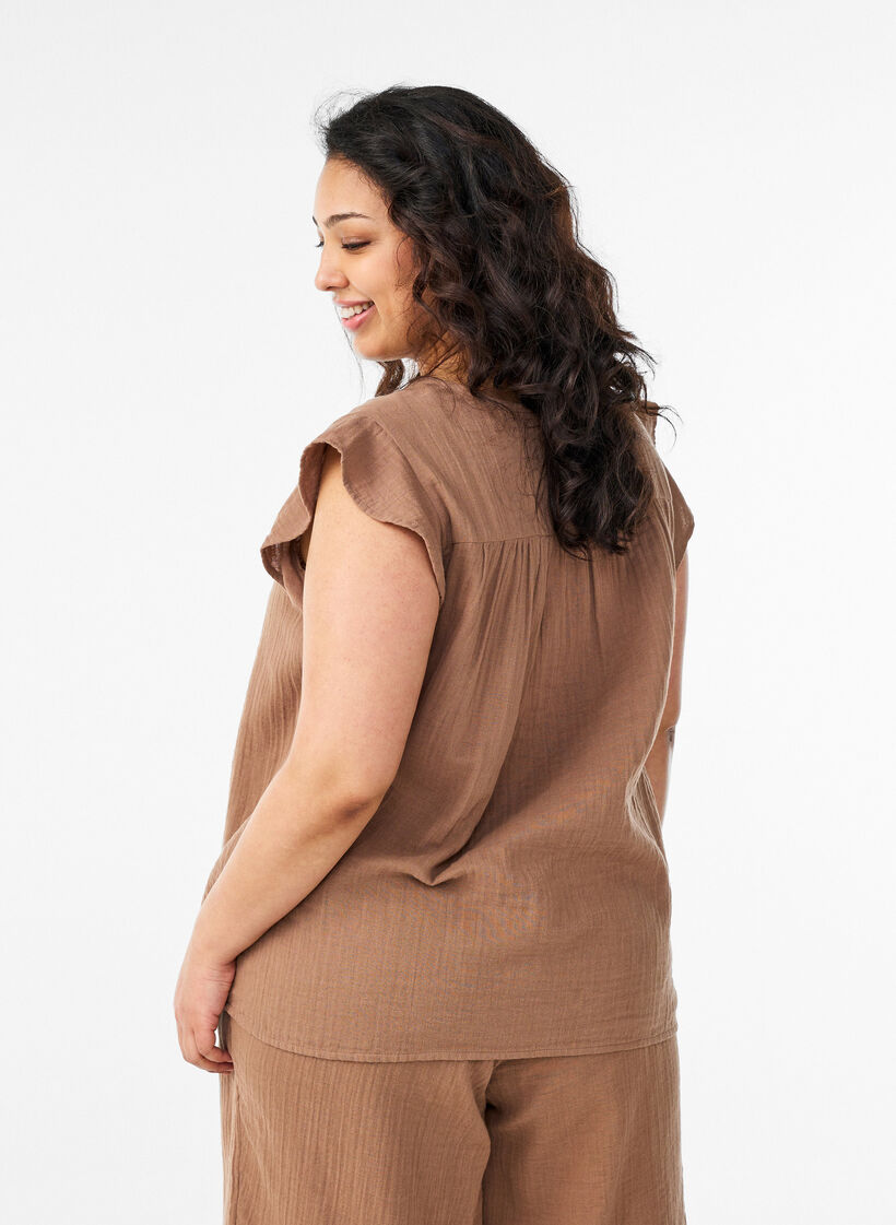 Top bez rekaw&oacute;w z bawelnianego muslinu z falbankami, Brązowy, Model image number 2