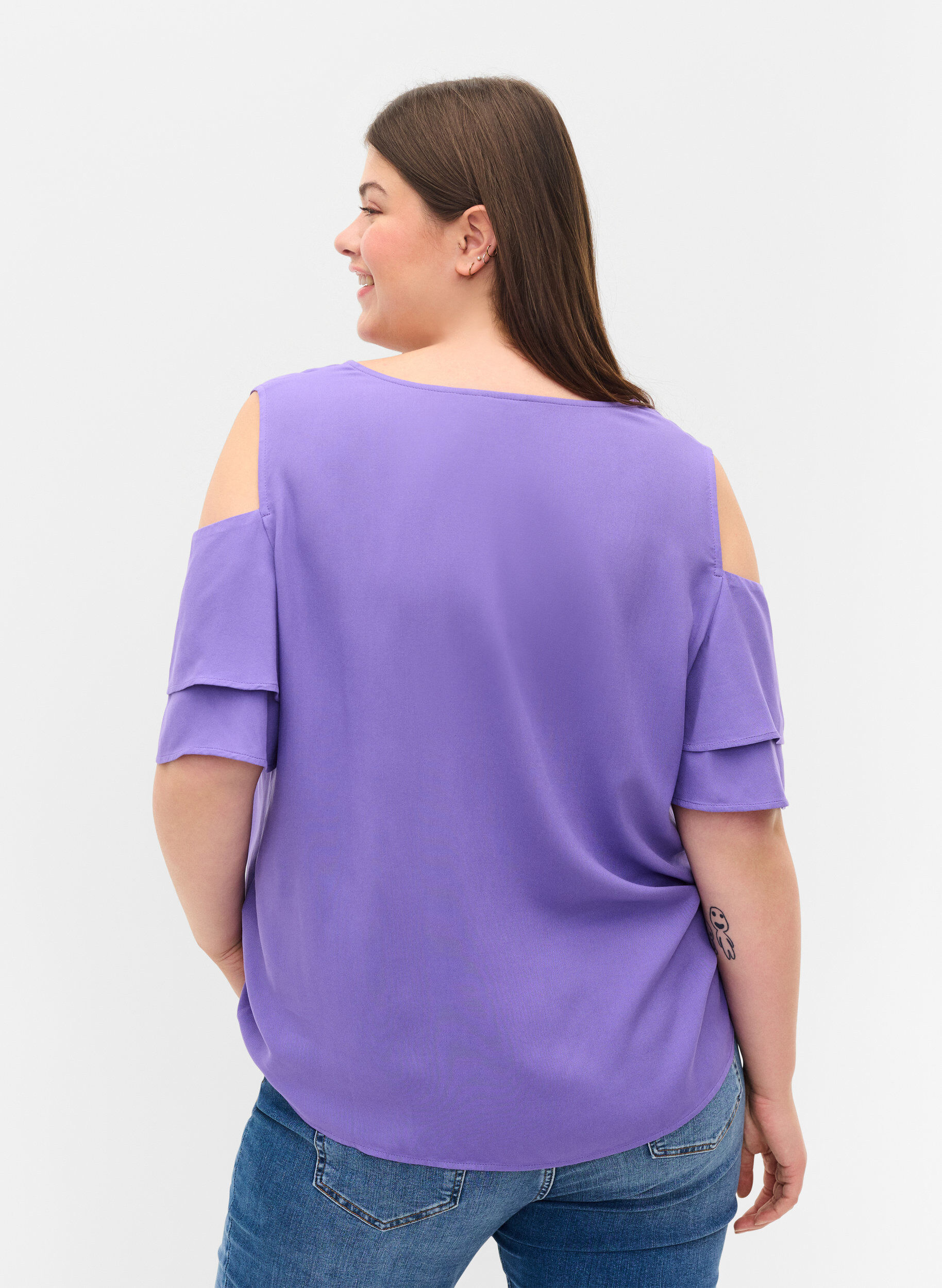 Zizzi Short sleeved blouse in viscose, Passion Flower, Model image number 1
