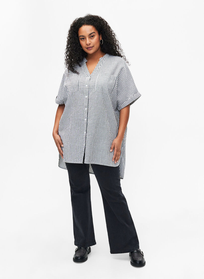 Koszula w paski z kieszeniami na piersi, White/Black Stripe, Model image number 2