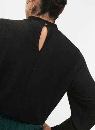 Brokatowa bluzka z dlugimi rekawami, okraglym dekoltem i detalami w serek, Black Black, Model image number 2
