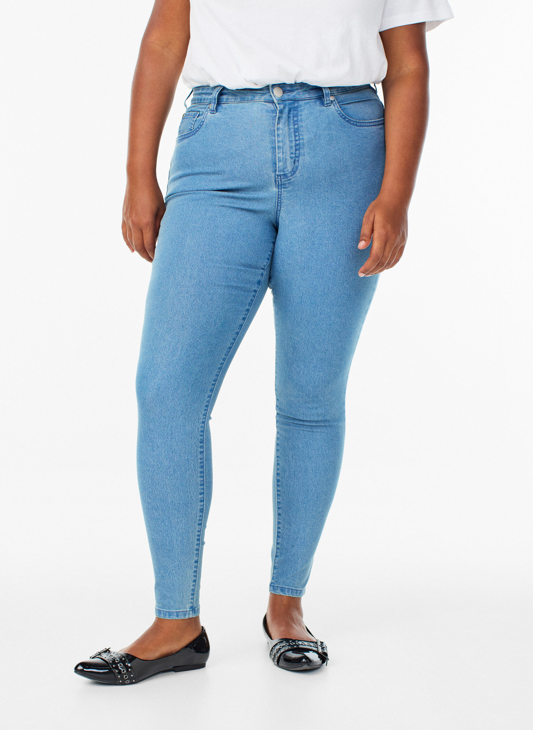 ZizziJeansy super slim z wysokim stanem Amy, Niebieskie, Model image number 2