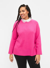 Sweter z mieszanki wiskozy z rozcieciem z boku, Raspberry Rose, Model