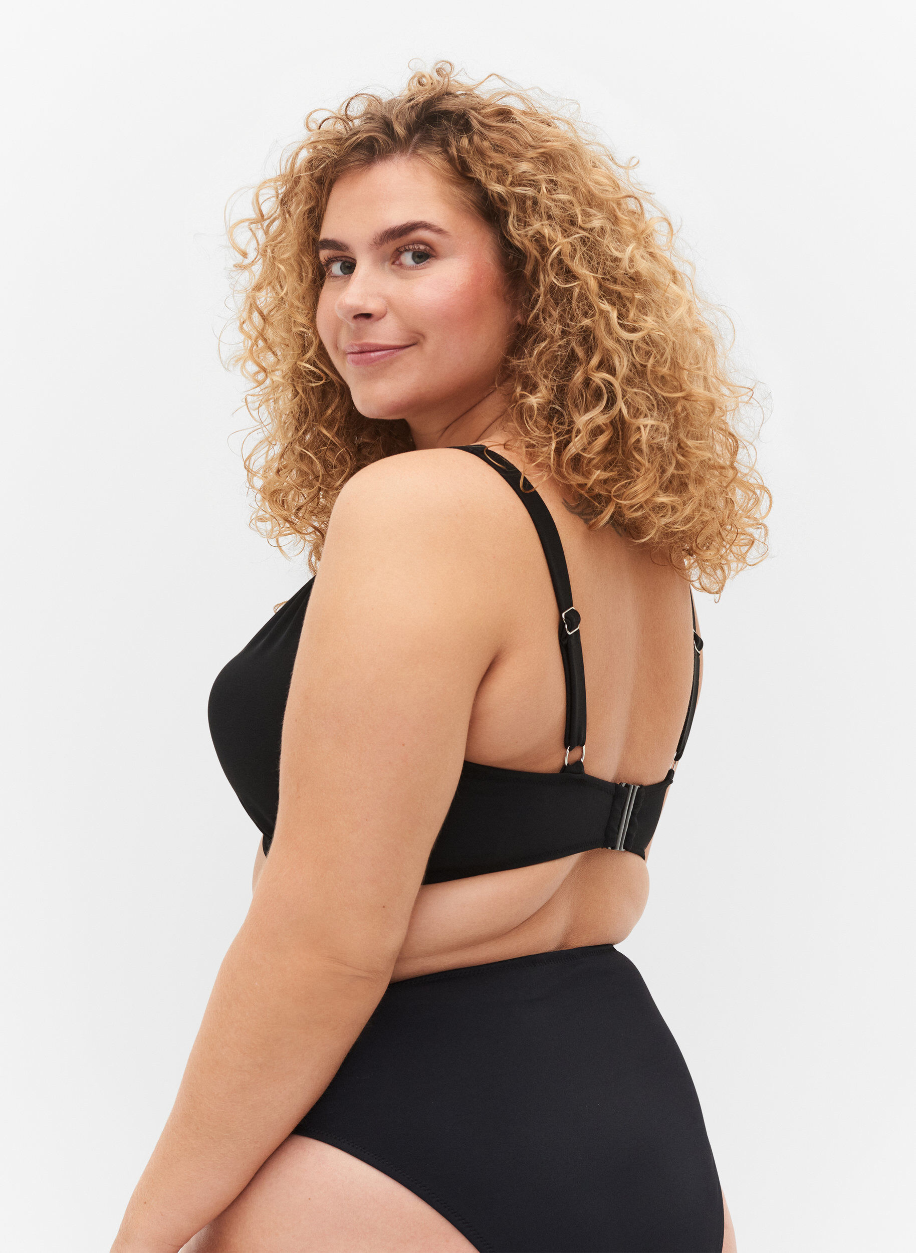 Zizzi Bikini underwired bra with removable pads, Black, Model image number 1