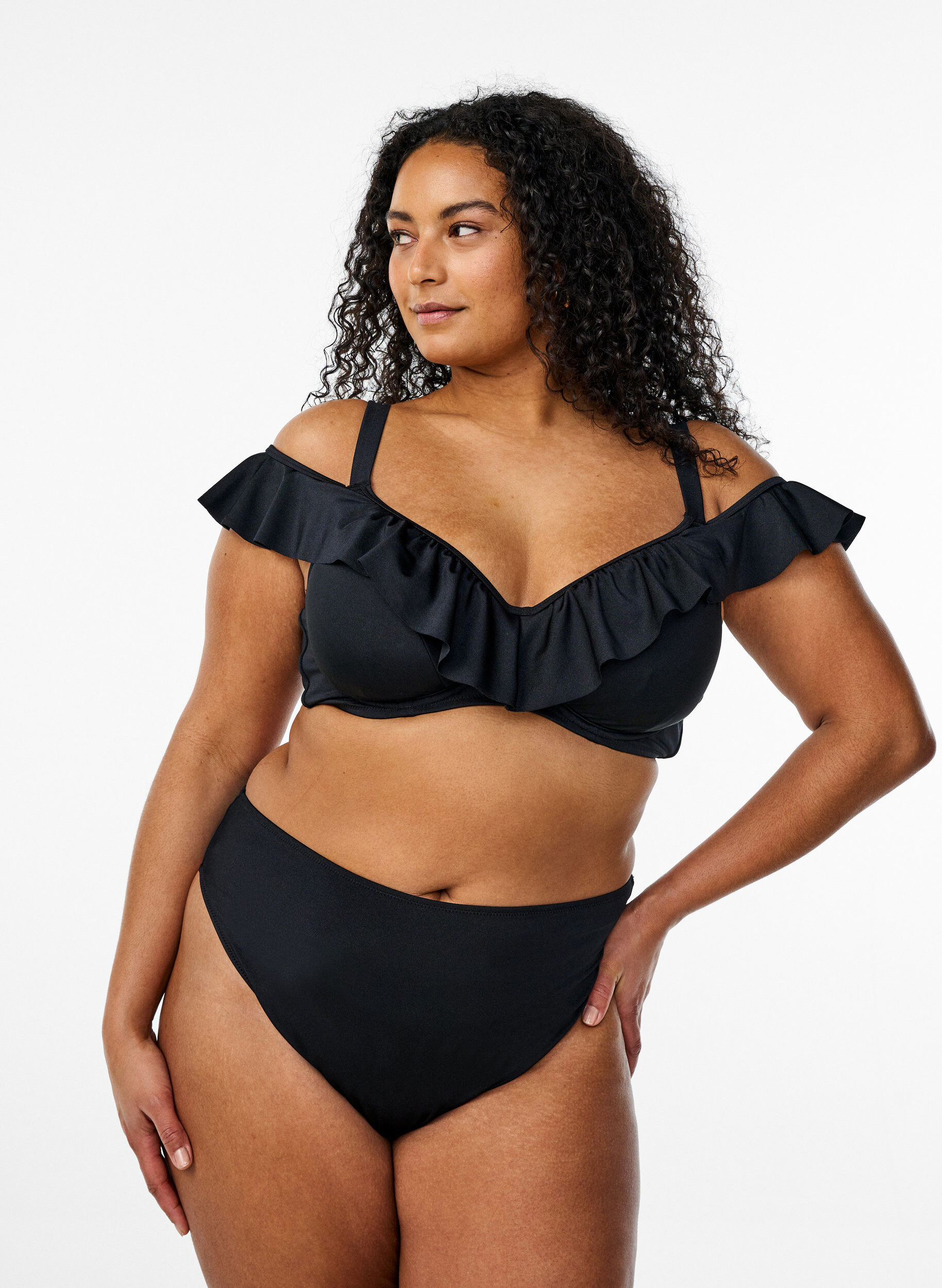 Zizzi G&oacute;ra od bikini z falbankami i fiszbinami, Czarne, Model image number 1