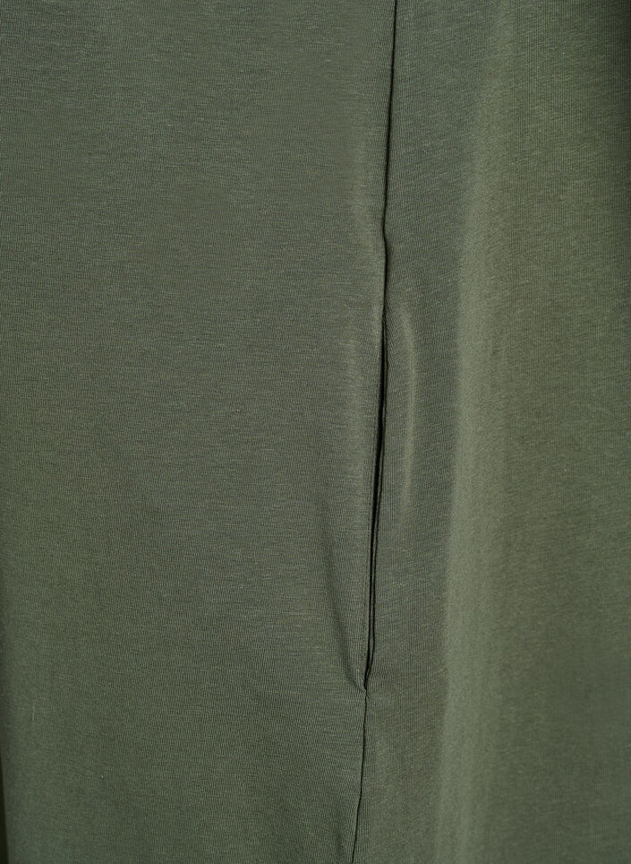 Sukienka t-shirtowa midi z dekoltem w szpic, Zielony, Packshot image number 4