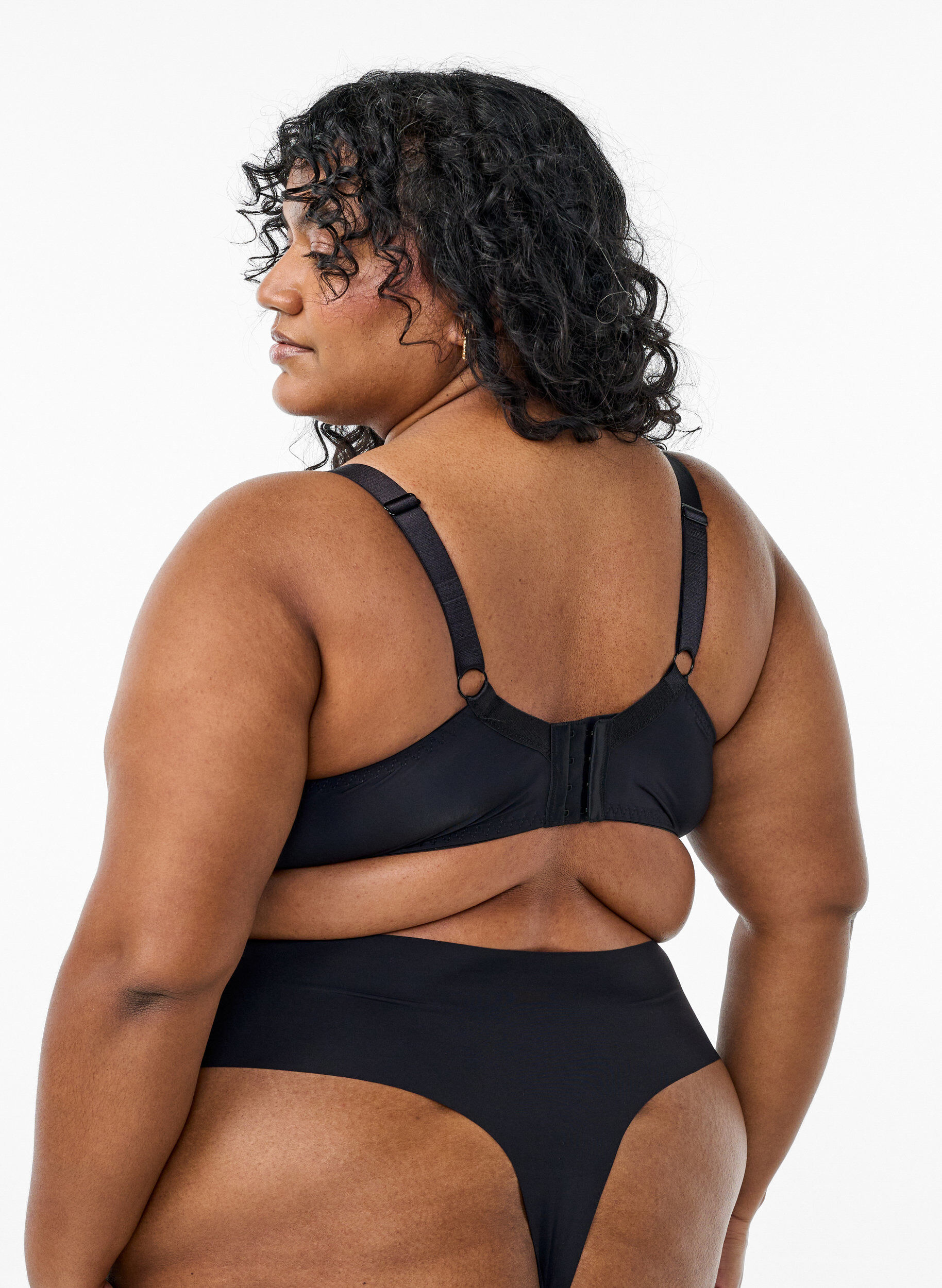 Zizzi Usztywniany biustonosz z koronka, Czarne, Model image number 2