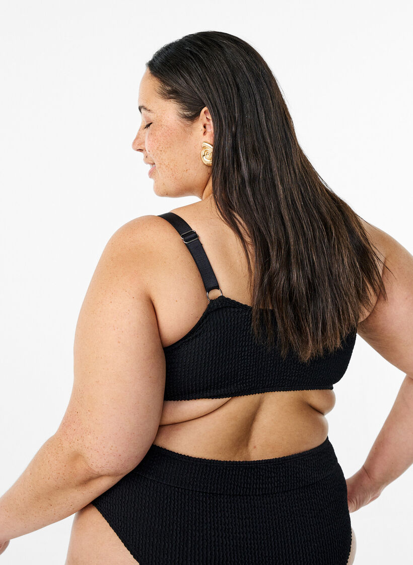 Góra od bikini z krepy z regulowanymi ramiaczkami, Czarne, Model image number 2