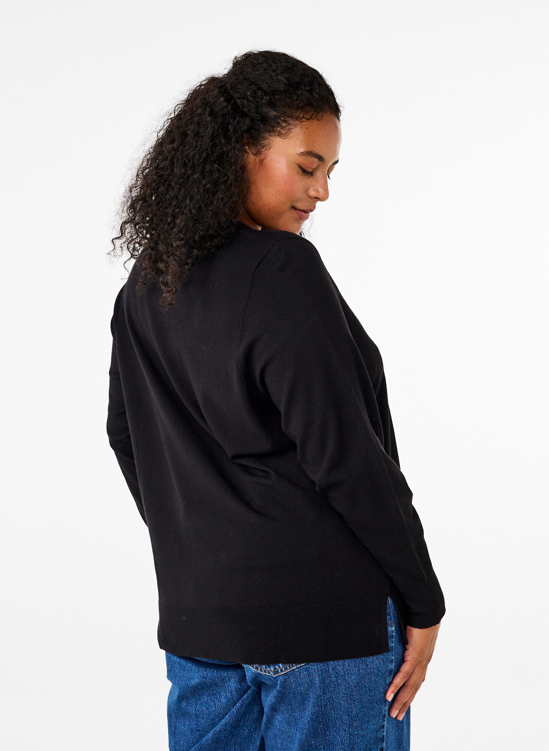 Zizzi Dzianinowa bluzka z dlugim rekawem i rozcieciem, Czarne, Model image number 2