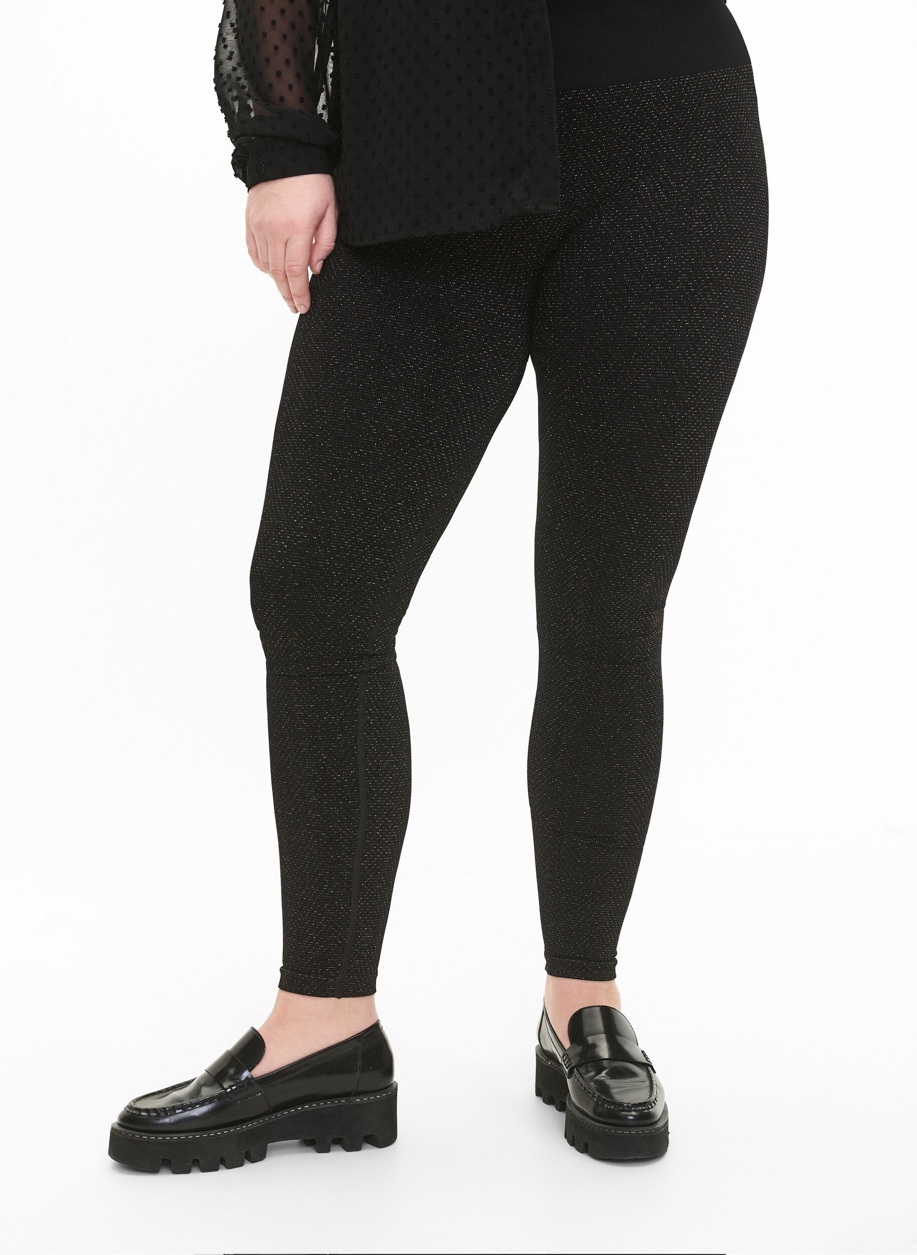 Zizzi Brokatowe legginsy bezszwowe, Black Gold Lurex, Model image number 0