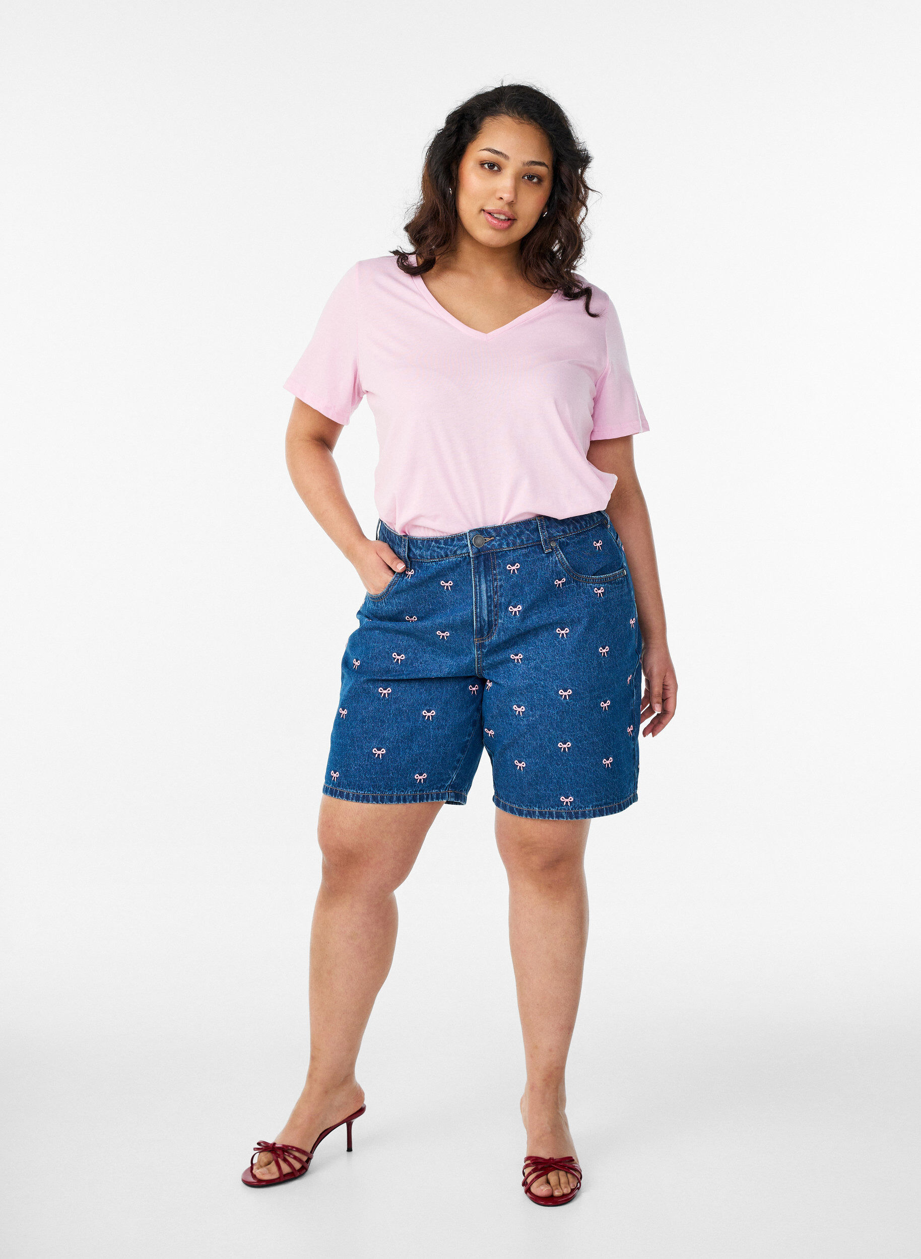 ZizziT-shirt z kr&oacute;tkim rekawem i dekoltem w szpic, R&oacute;żowy, Model image number 1